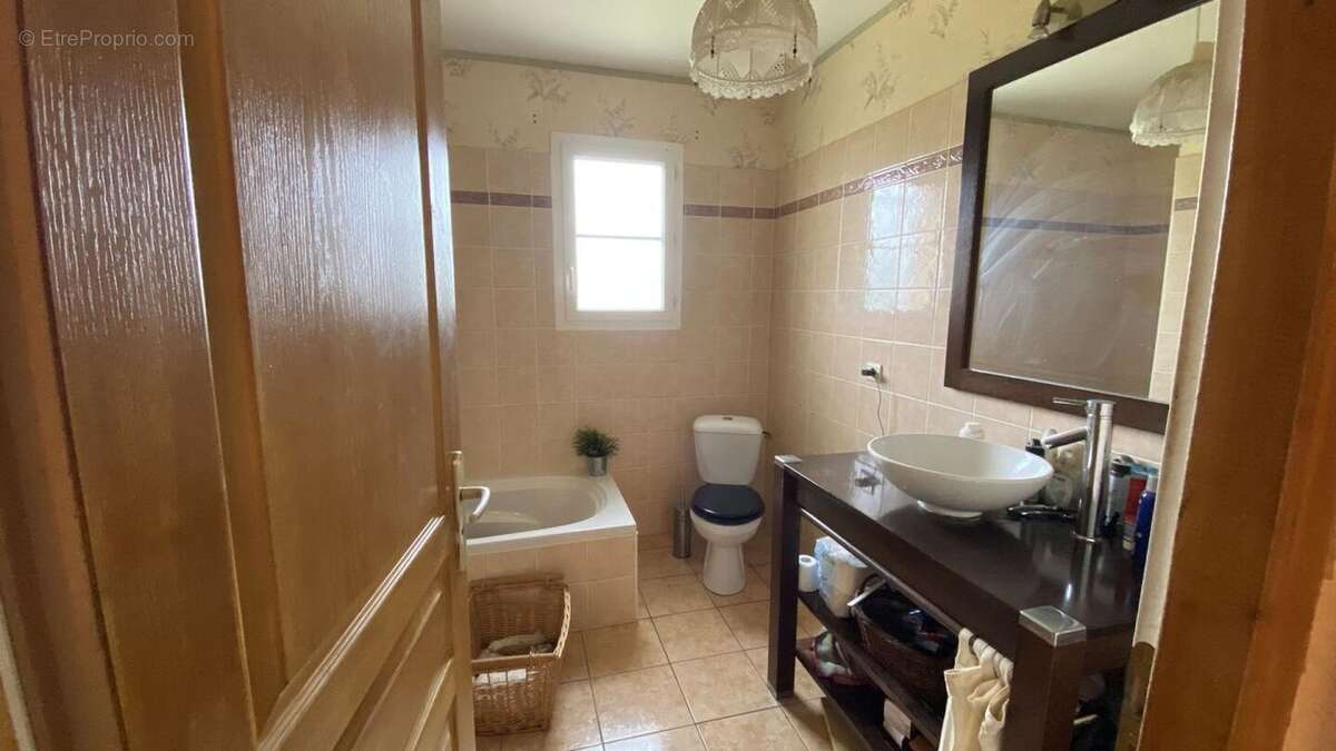 Maison à SAINT-CLAUD