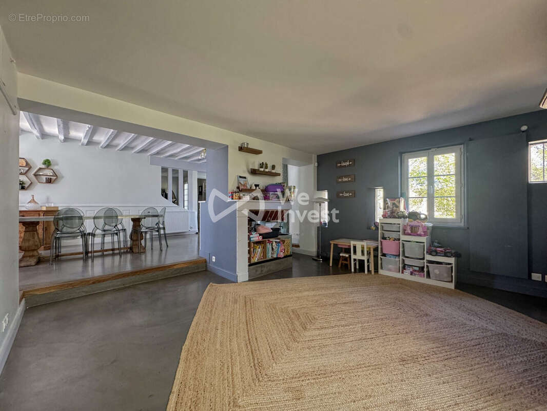 Maison à COULOMMIERS