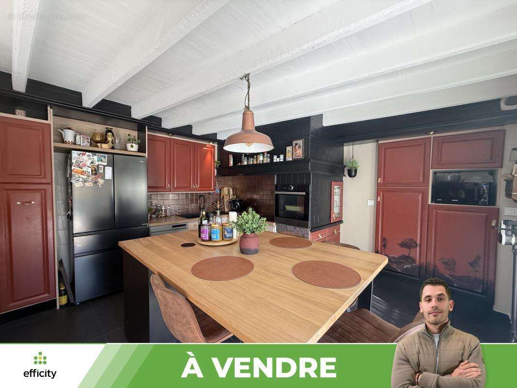 Maison à JAUNAY-CLAN