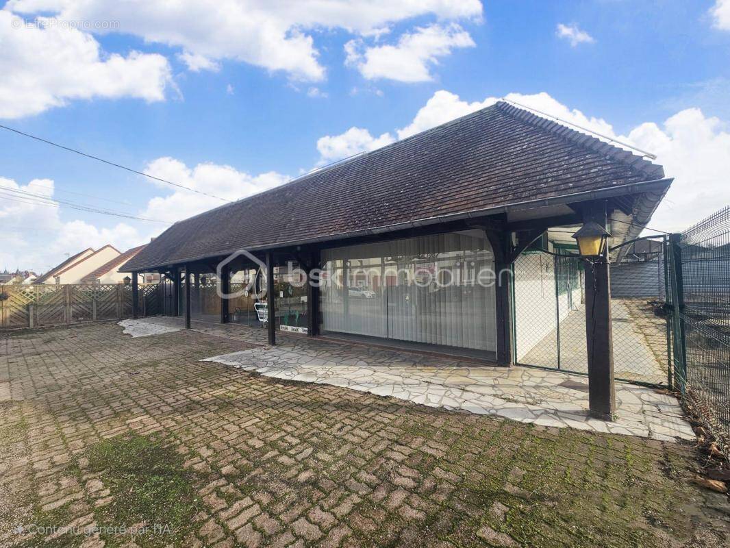 Commerce à SULLY-SUR-LOIRE