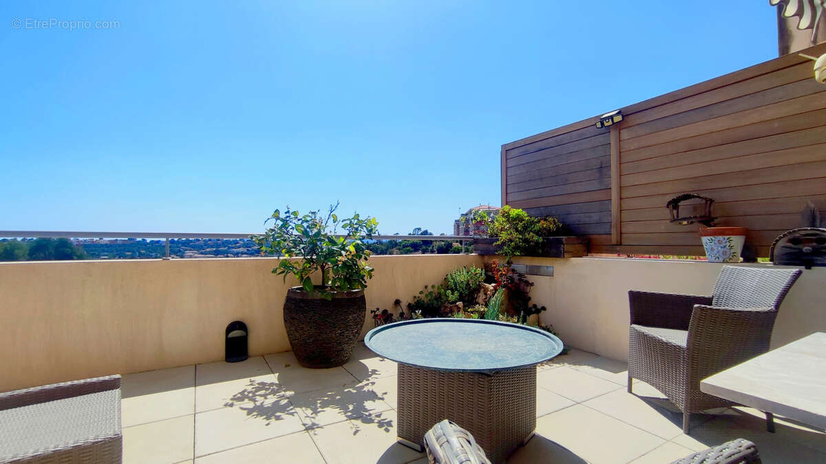 Autre à SAINT-RAPHAEL