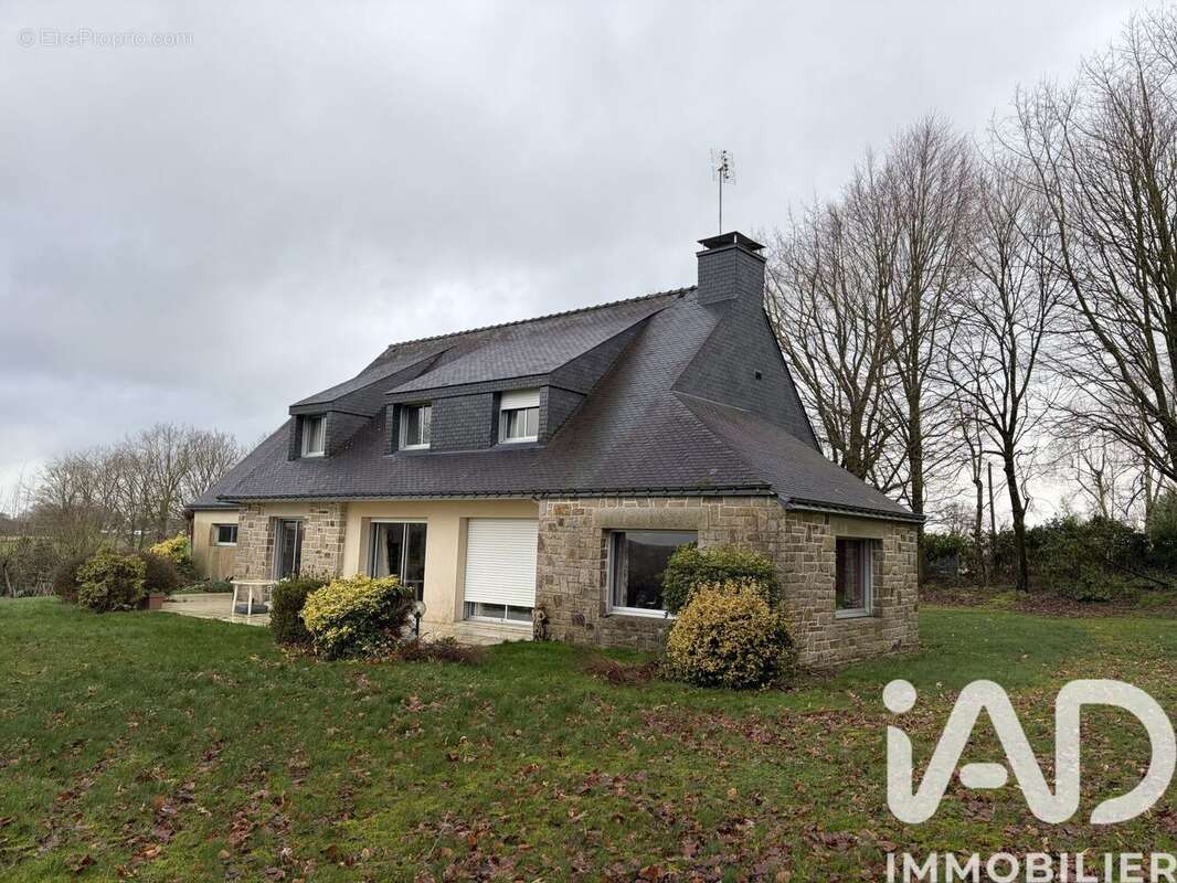 Photo 2 - Maison à SAINT-THURIAU