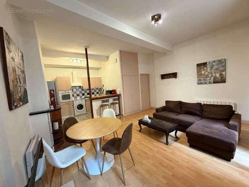 Appartement t3 (dpe c) avec terrasse - bordeaux quartier st pierre/camille jullian - immeuble en pierre rénové - photo 6