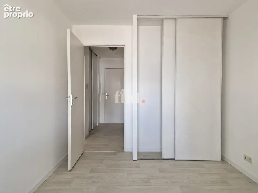 Appartement T2 - 37m2 - DPE C - - photo 11