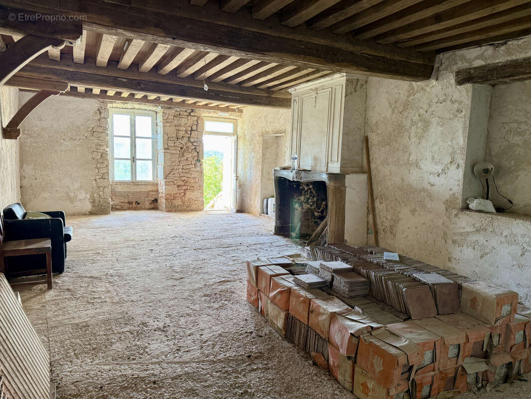 Maison à VEZELAY