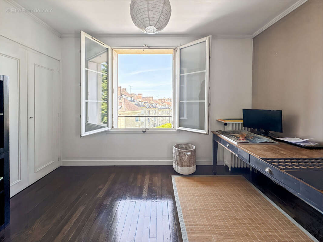 Appartement à MANTES-LA-JOLIE