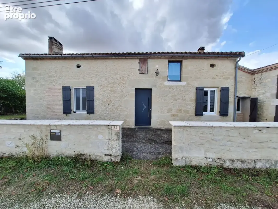 Maison à LOUGRATTE