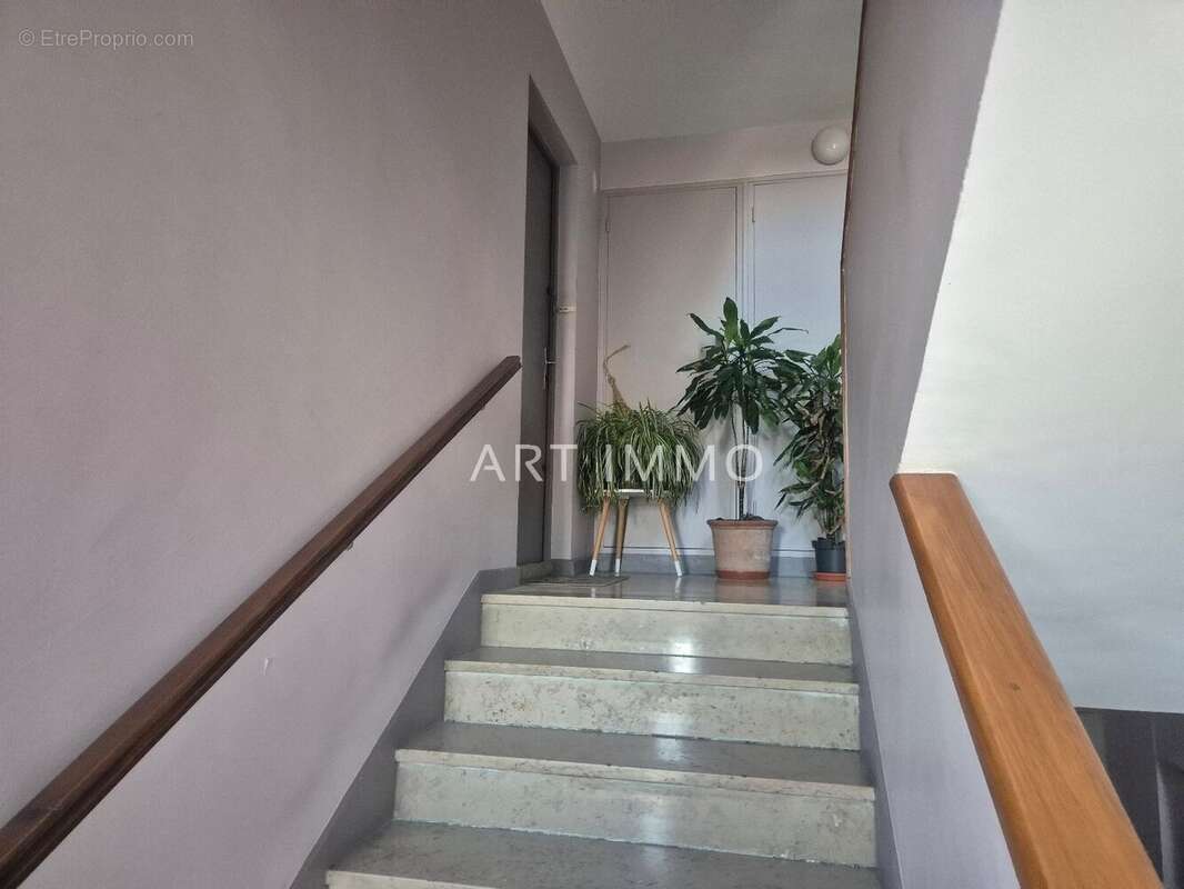 Appartement à LE PONTET