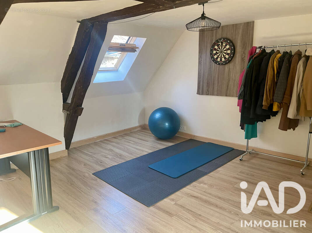 Maison 55 m² à Villeneuve-Sur-Yonne  - photo 9