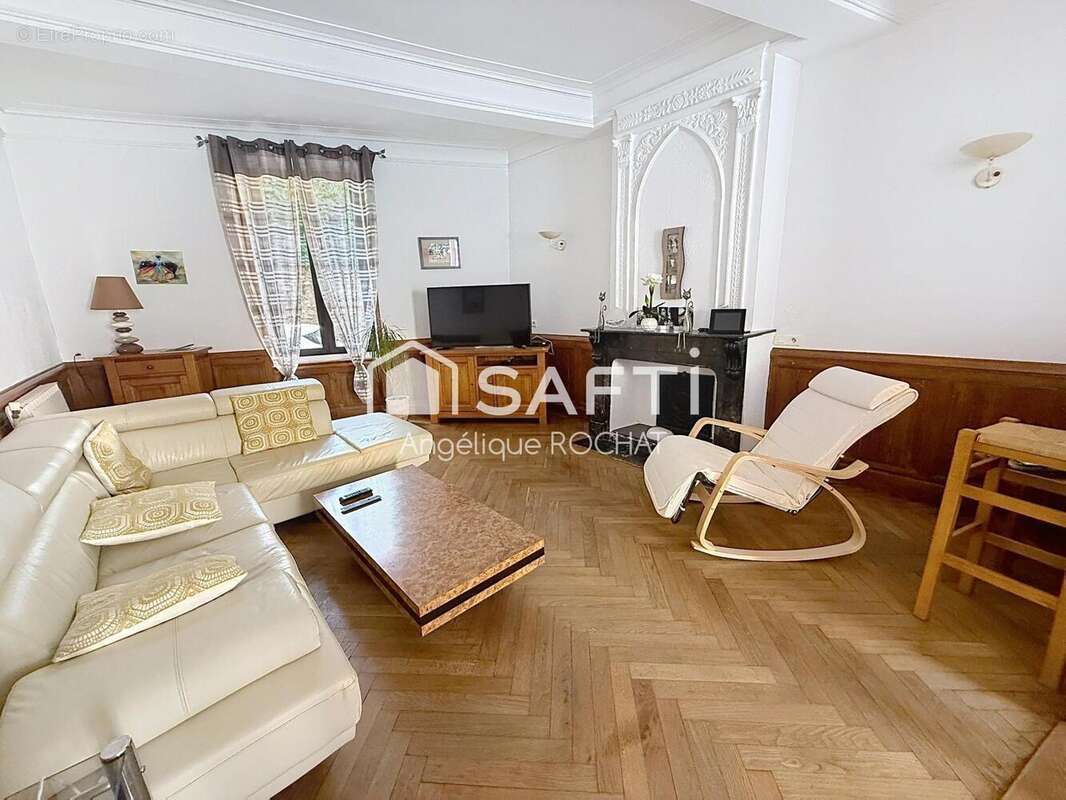 Maison 183 m² à Magalas  - photo 4