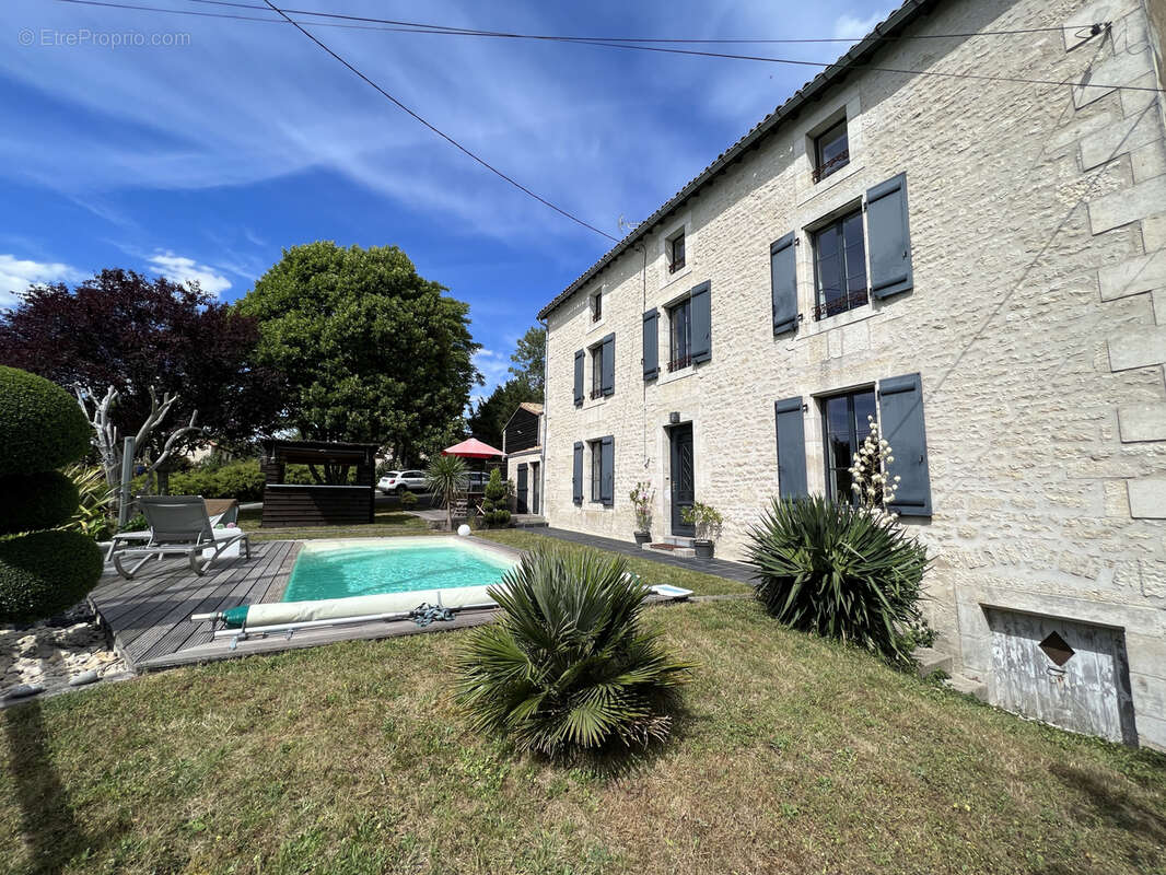 Maison à ECHIRE