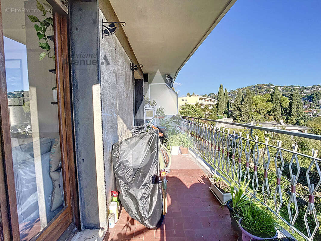 Appartement à LE CANNET