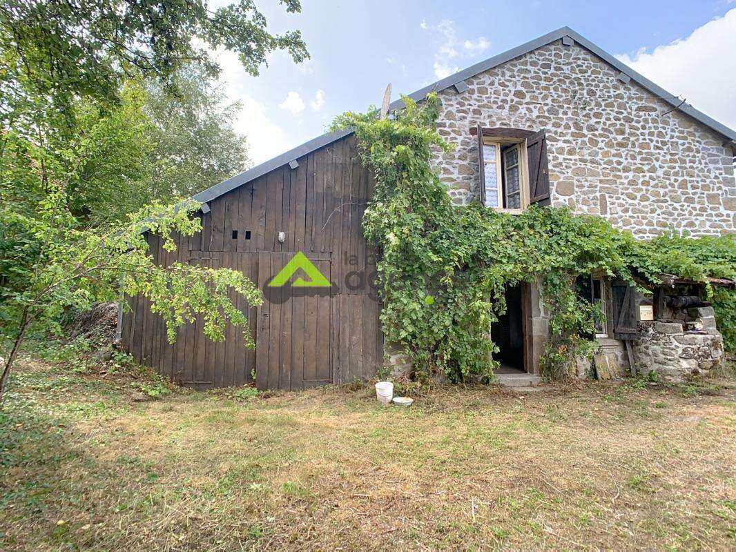 Maison de village avec grange à rénover - photo 2