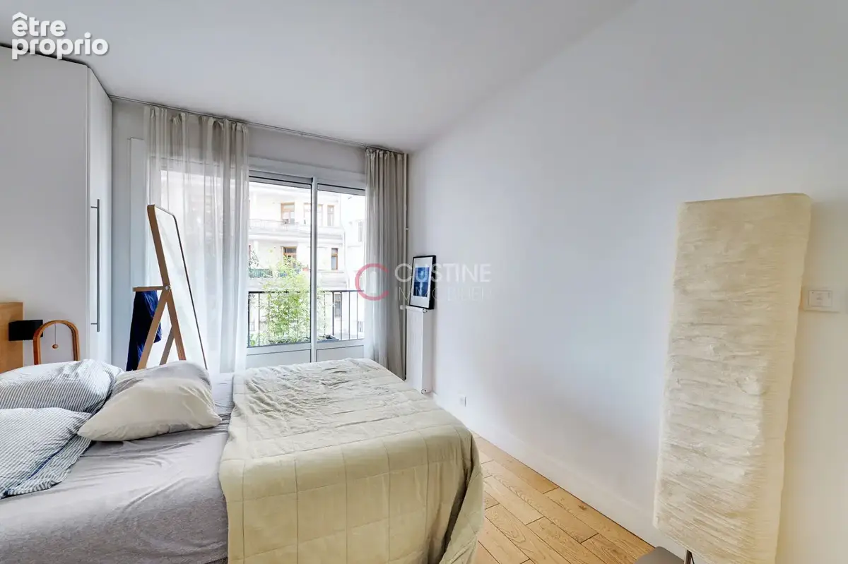 Paris 18e / Deux pièces avec balcon de 9 m², parking et cave /DPE D - photo 6