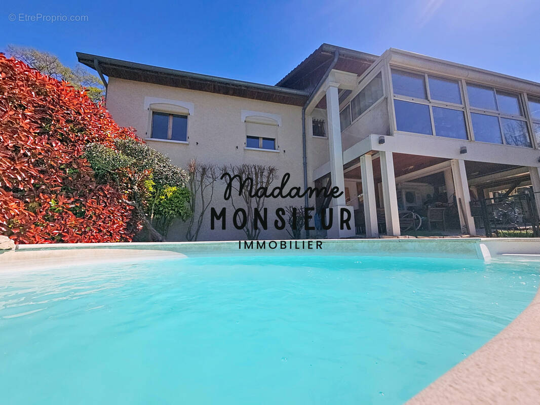 Maison à SAINT-CHEF