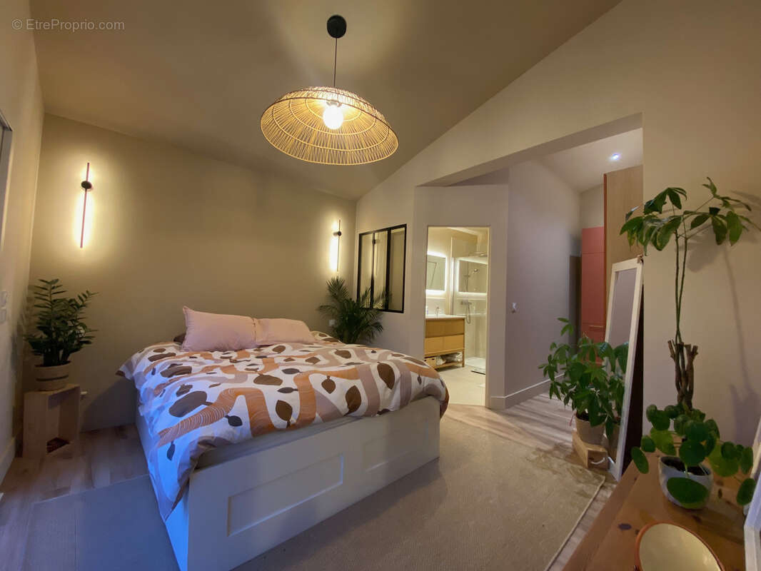 Maison à PERNES-LES-FONTAINES