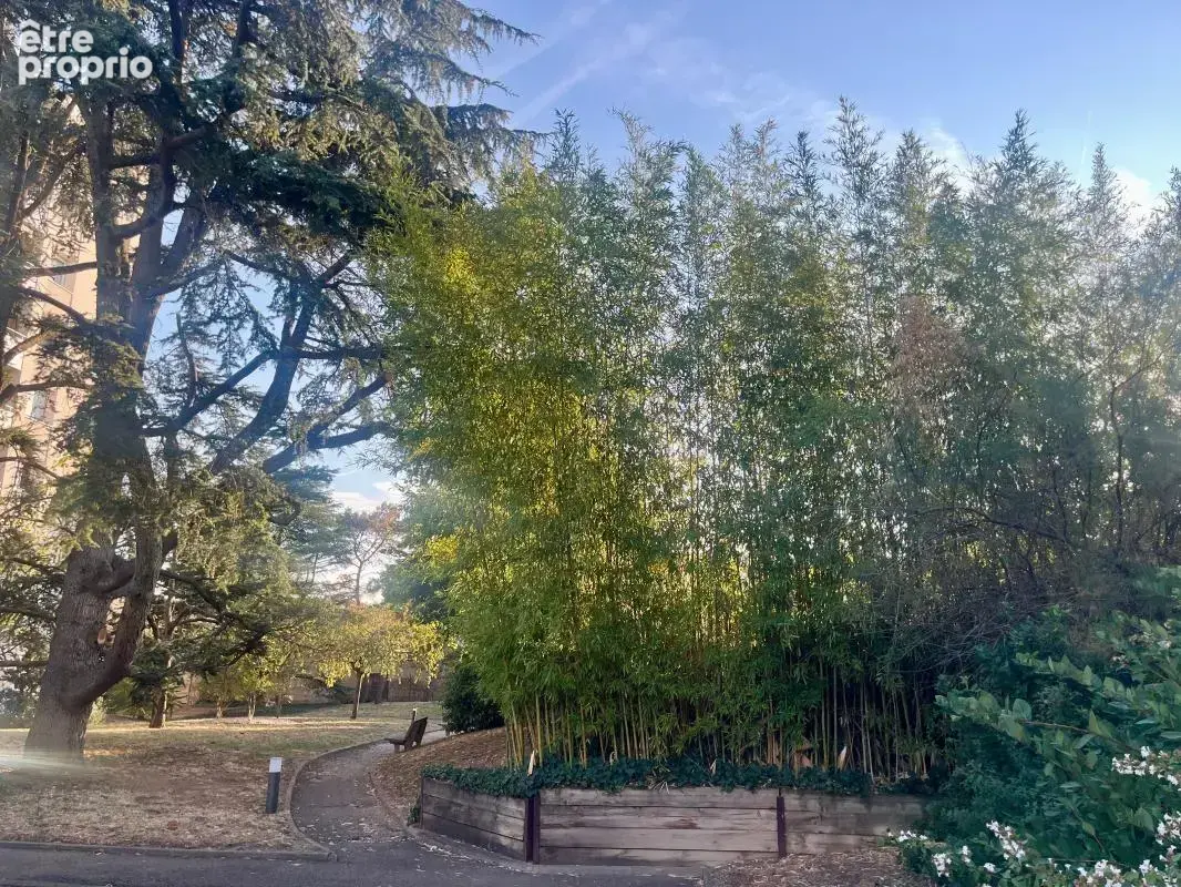 Appartement type 4 climatisé proche métro dans copropriété cossue - photo 14
