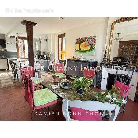 Maison 8 pièces 173 m² à vendre à Les Ormes (89110) - photo 5