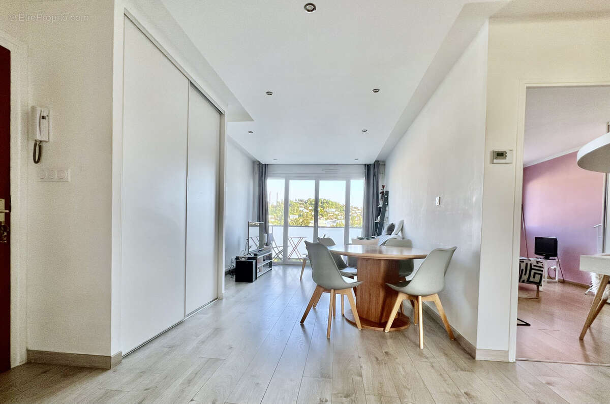 Appartement à VILLARS
