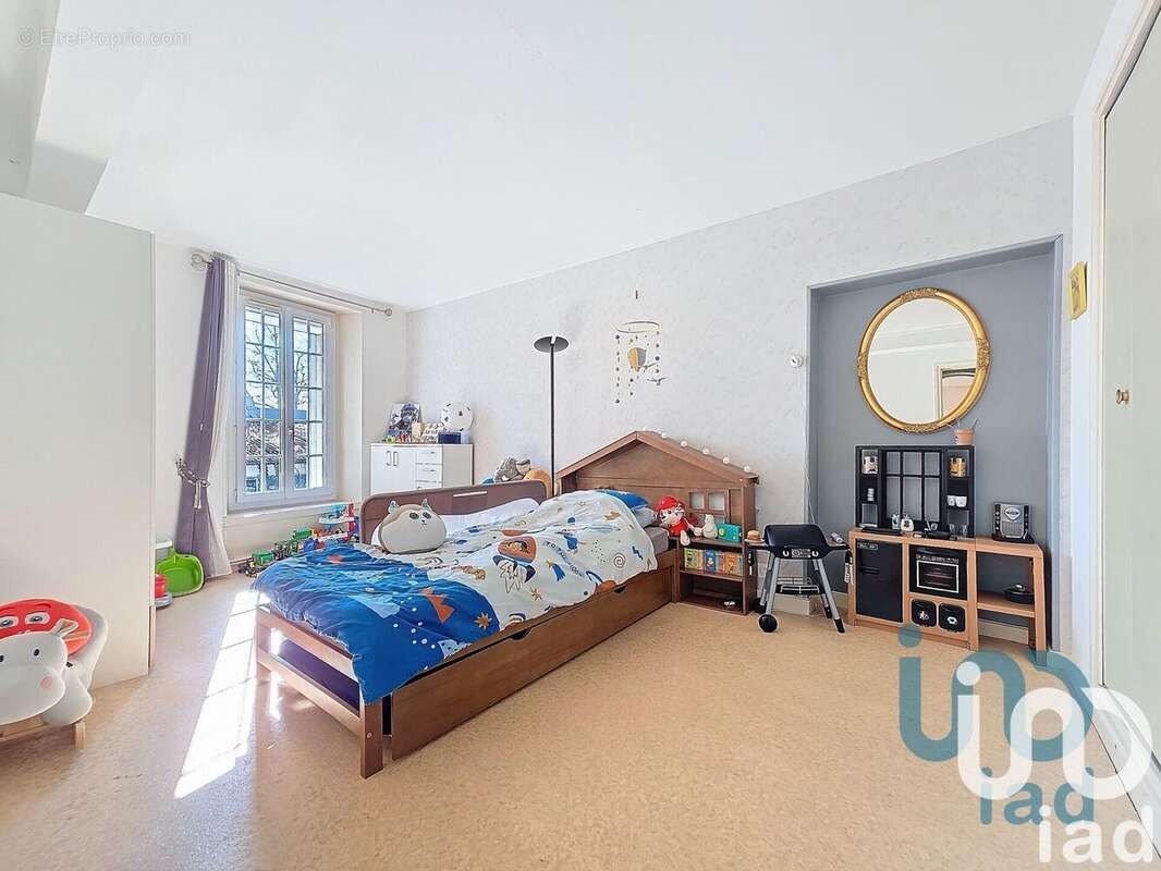 Photo 6 - Maison à ROMILLY-SUR-SEINE