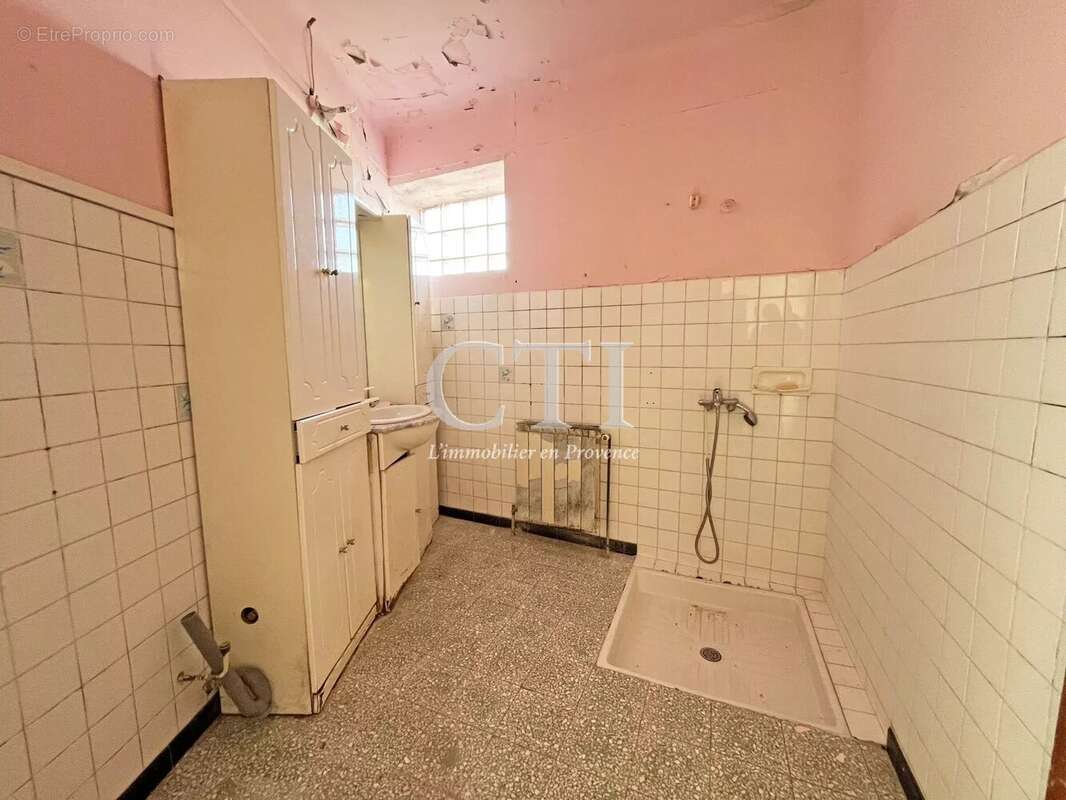 Maison à VAISON-LA-ROMAINE