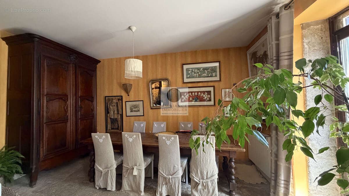 Maison à GUILHERAND-GRANGES
