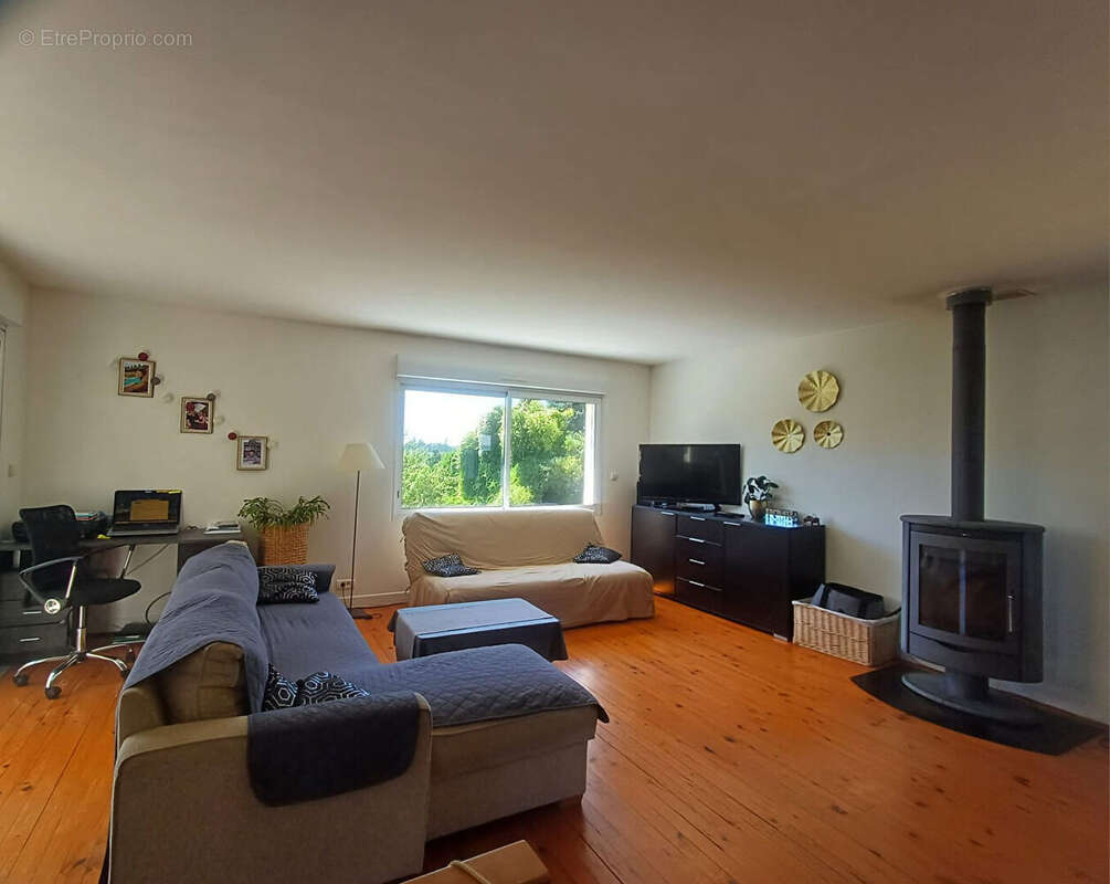 Maison à PLESTIN-LES-GREVES