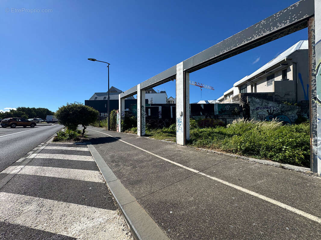 Terrain à SAINT-DENIS