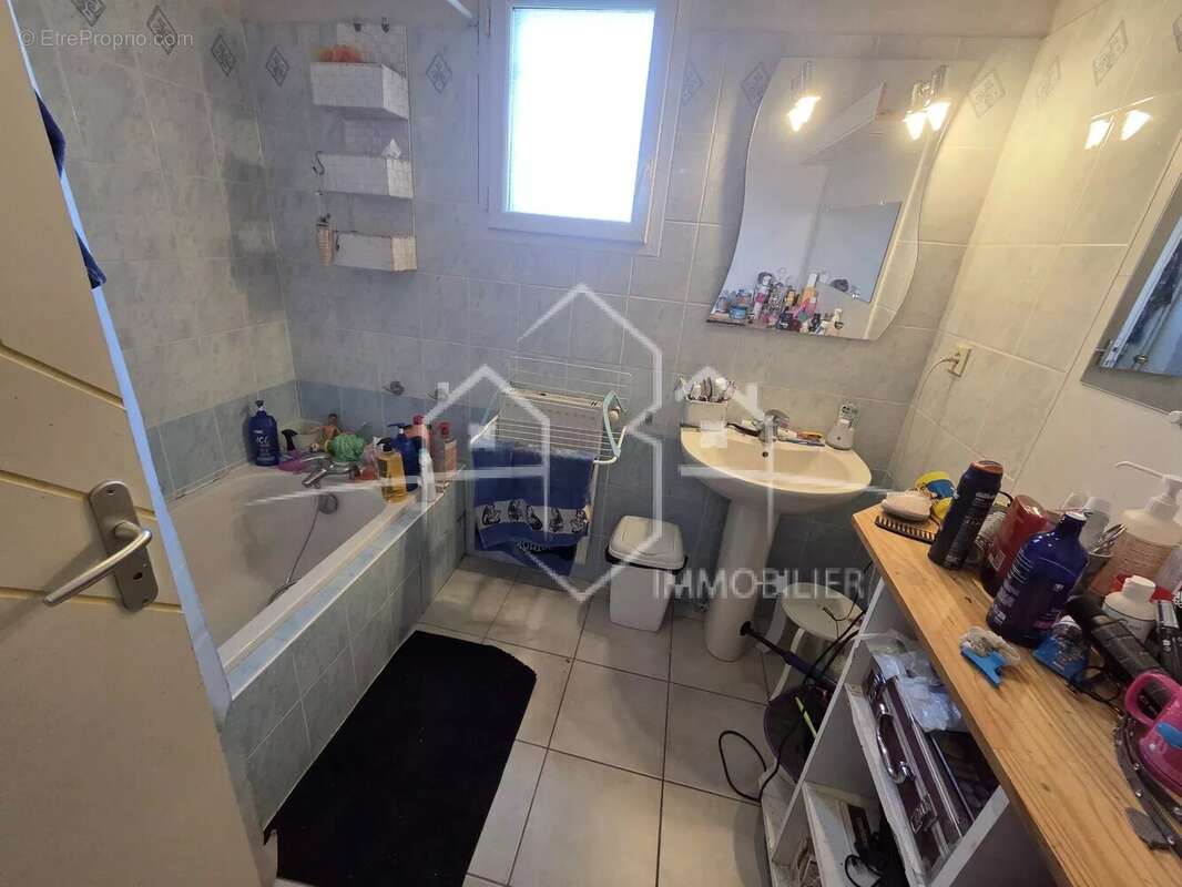 Maison à SAINT-SORLIN-EN-VALLOIRE