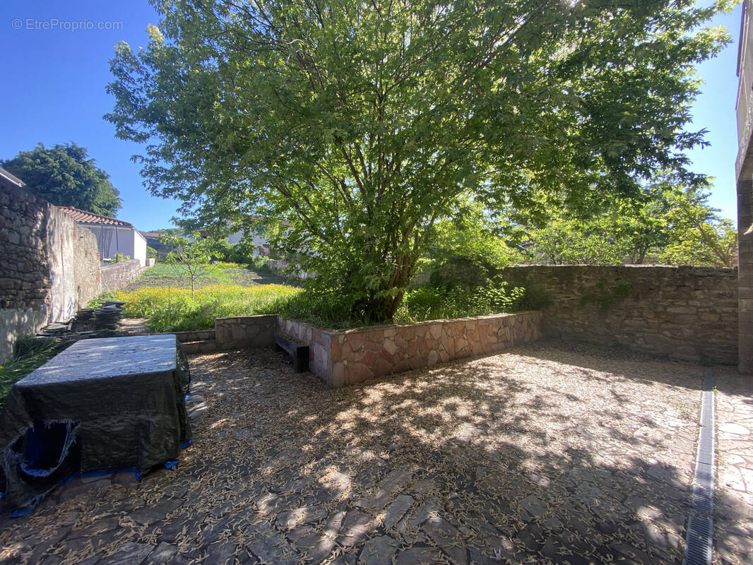 Appartement à ROCHE-LA-MOLIERE