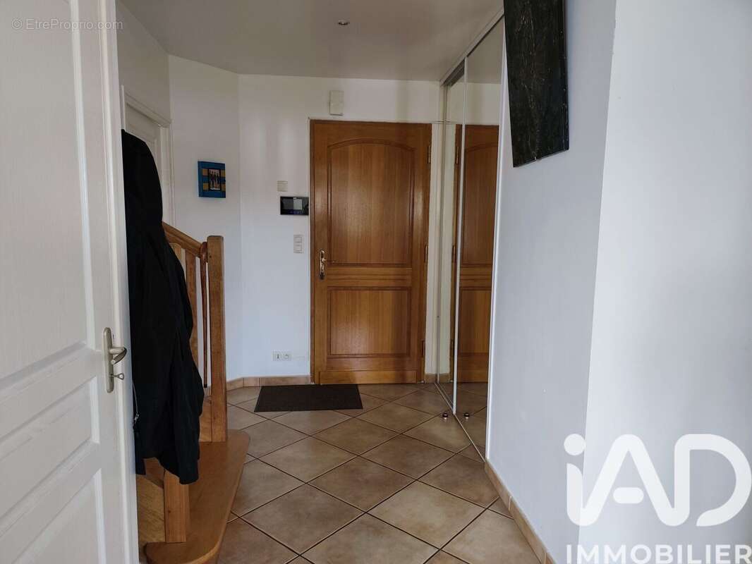 Photo 9 - Maison à NEULLIAC
