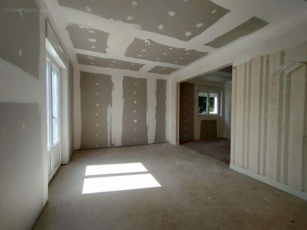 Maison T5 82m² - Noyon - 6630.1.4.4 - photo 3