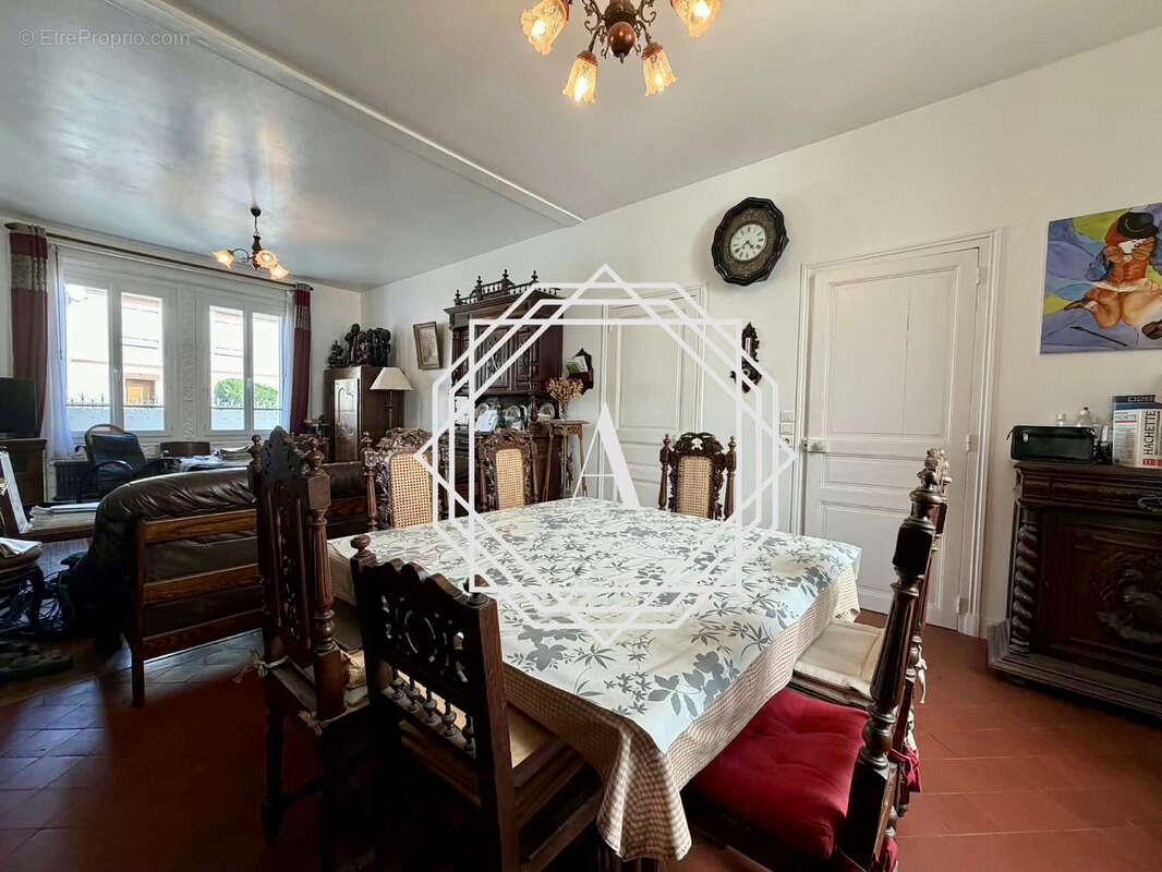 Maison à SAINT-CREPIN-IBOUVILLERS