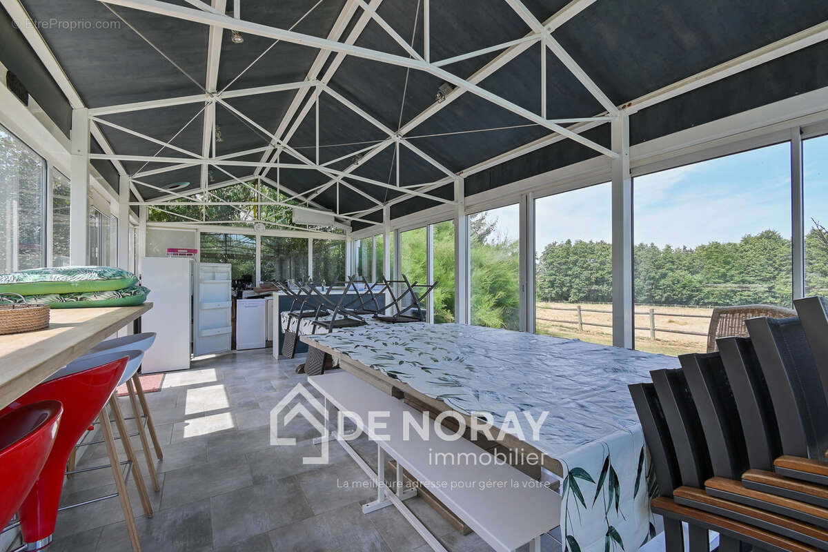 Propriété de 3 maisons + espace équestre sur 3,5 hectares - photo 16