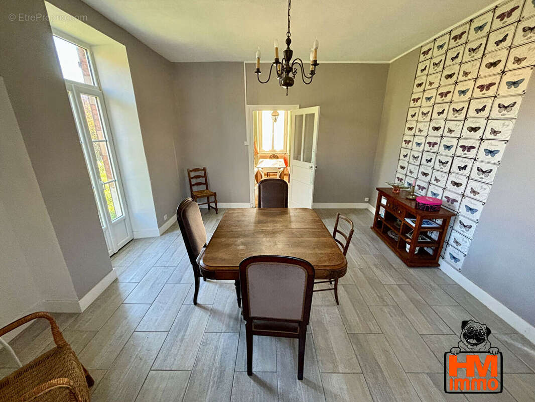 Maison à CONDAT-SUR-VIENNE