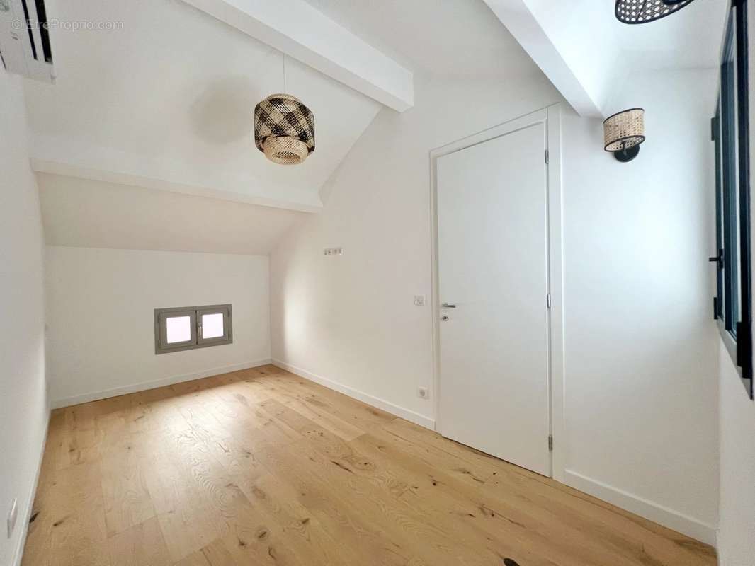 Appartement à VILLEFRANCHE-SUR-MER