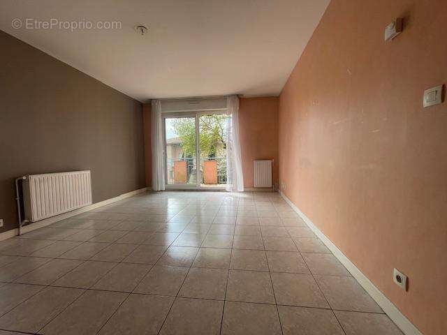   - Appartement à SAINT-ORENS-DE-GAMEVILLE