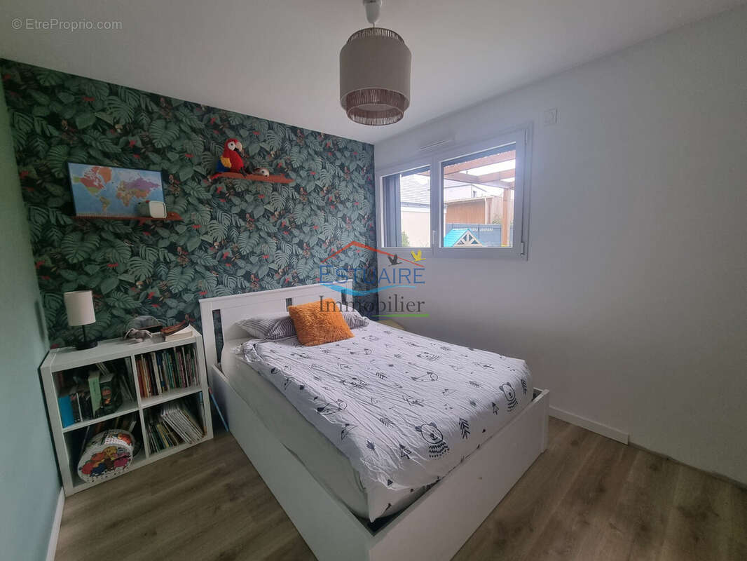 Maison à SAINT-ETIENNE-DE-MONTLUC