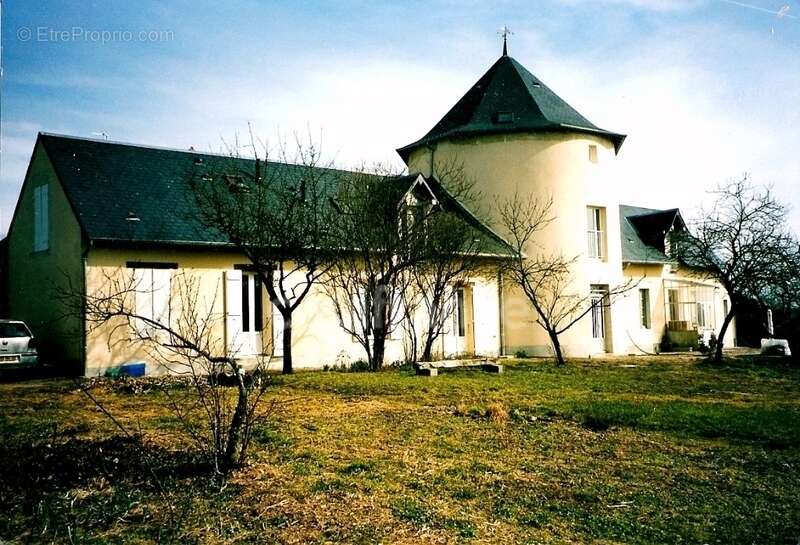 Maison à COULANGES-LES-NEVERS