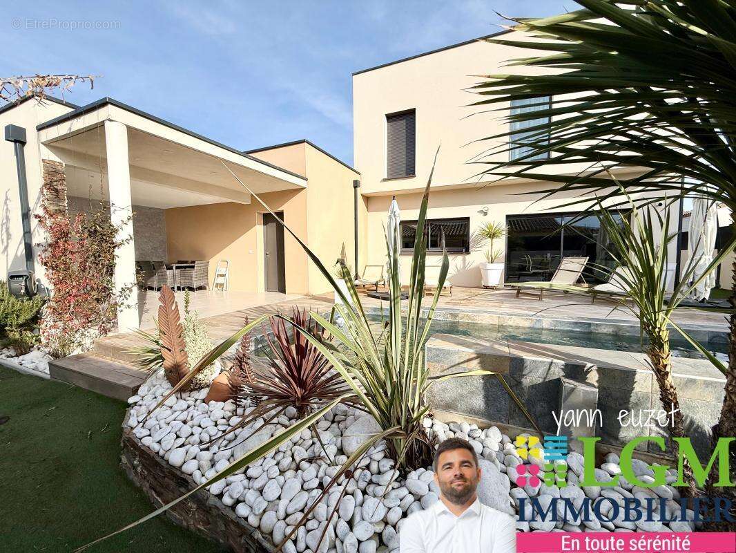 Maison à SAINT-LAURENT-D'AIGOUZE