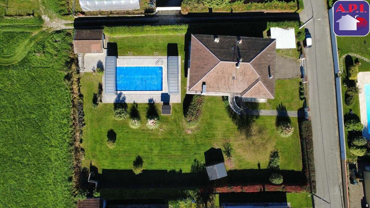 Maison à LORP-SENTARAILLE