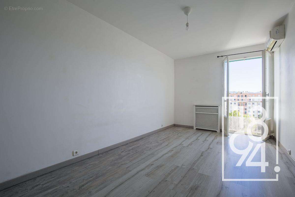Appartement à MARSEILLE-13E