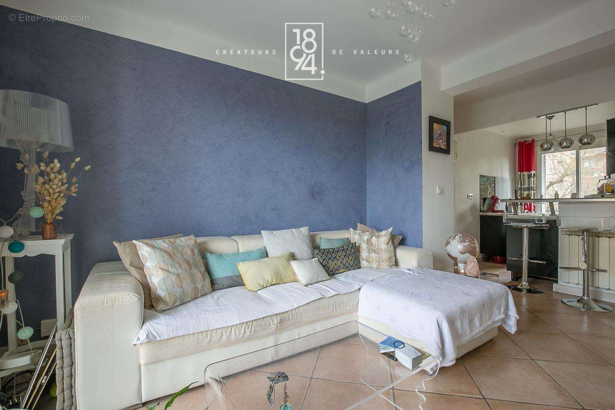 Appartement à MARSEILLE-13E