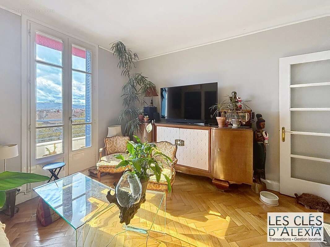 Appartement à LYON-6E