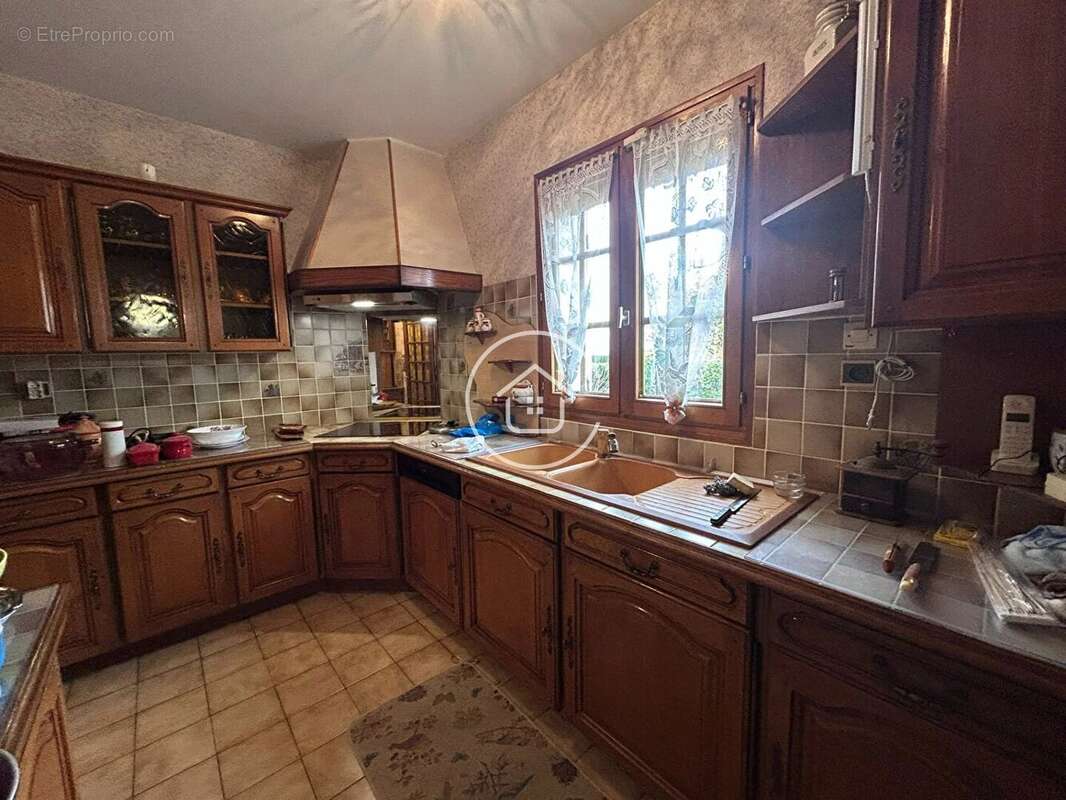 Maison à VILLEBAROU