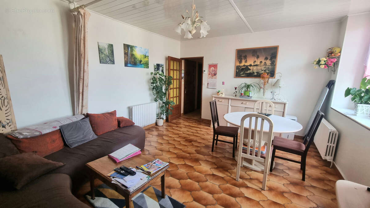 Appartement T3 - photo 2