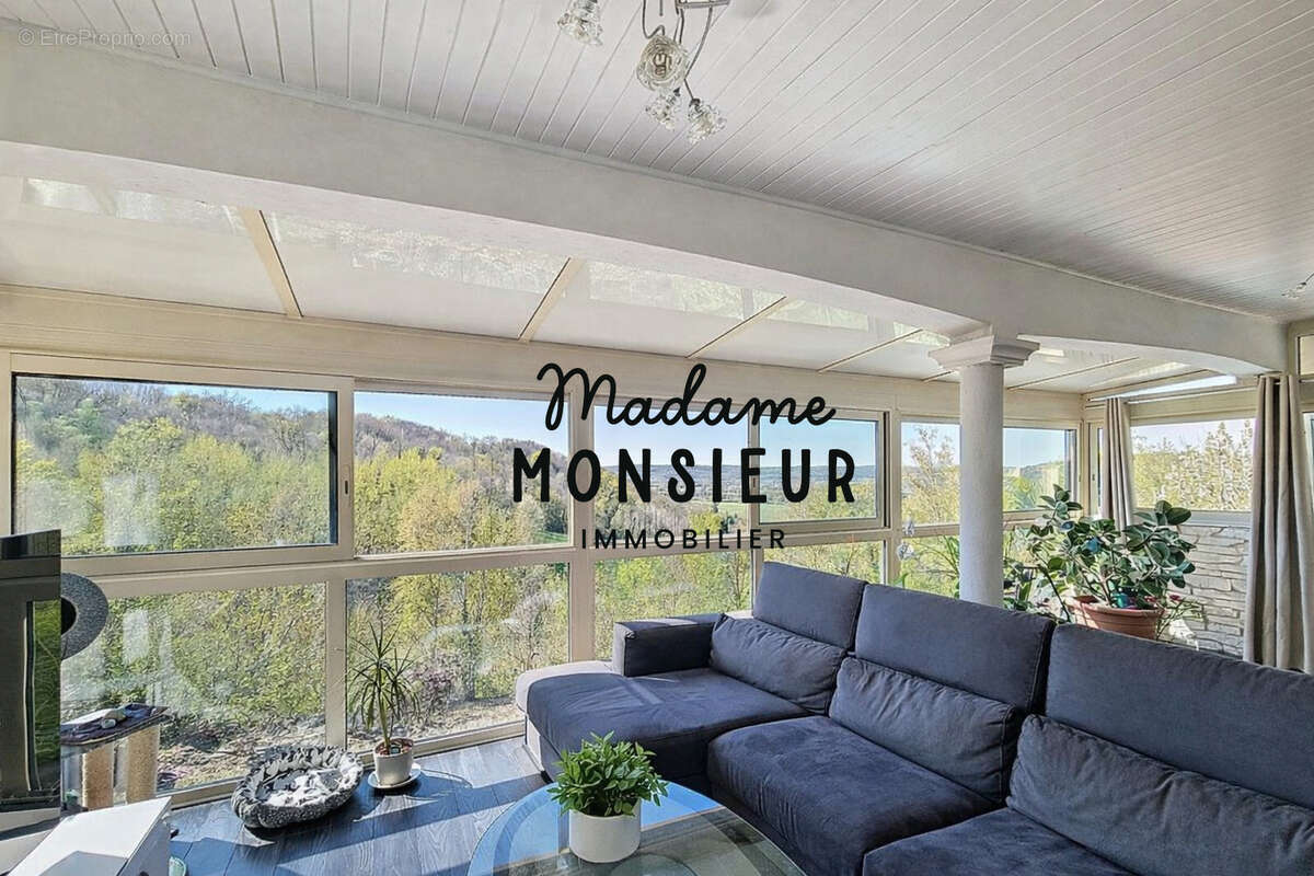 Maison à SAINT-CHEF