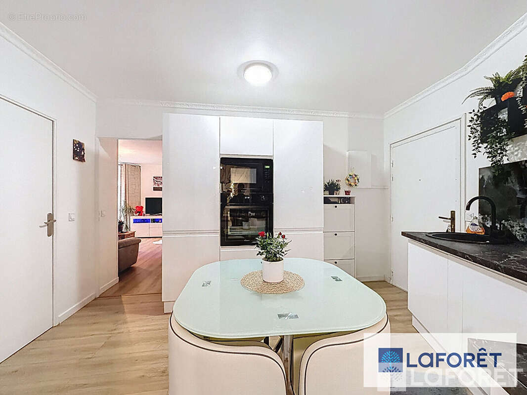Appartement à LE PLESSIS-TREVISE