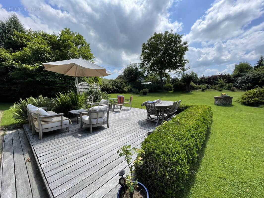 Maison à SAINT-ROMAIN-DE-COLBOSC