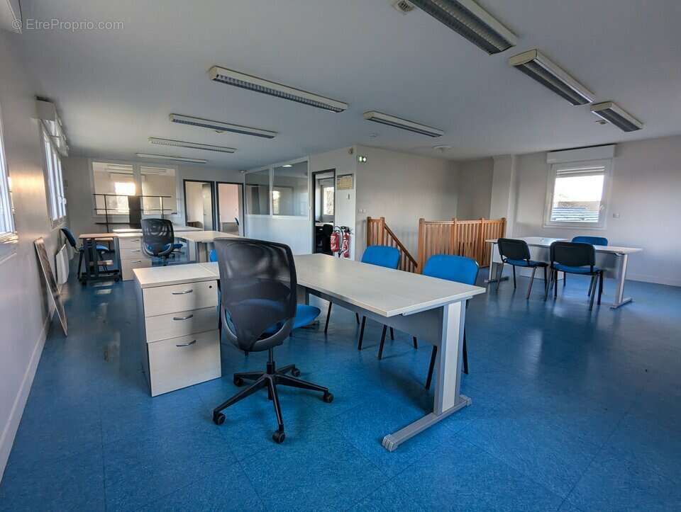 Autre à VAL-DE-REUIL